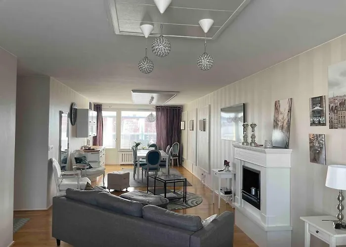 Luxury 2-3br Apparment